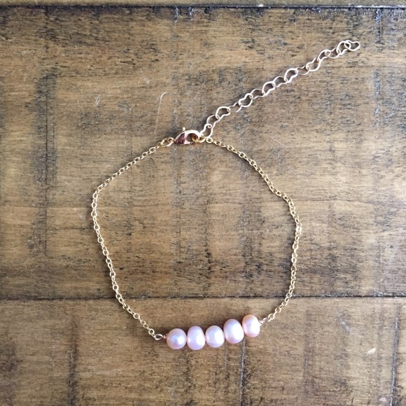 ❗️LAST❗️Dainty Freshwater Pearl Bracelet - Picture 7 of 8